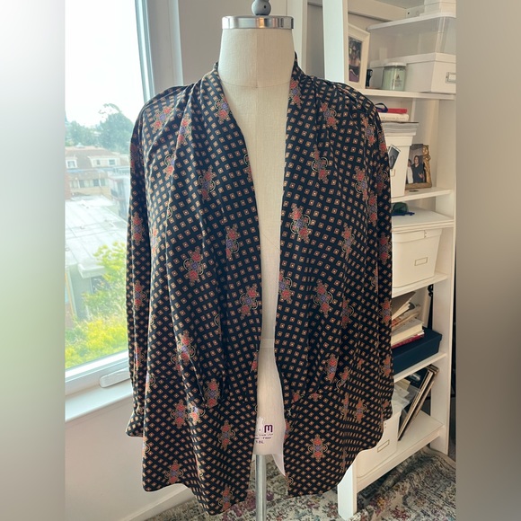 Vintage soft wrap blouse - Picture 2 of 7